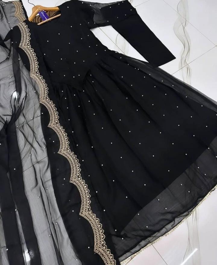 ✨ Fashion Studio Presents – Premium 3-Piece Embroidered Chiffon Maxi ✨