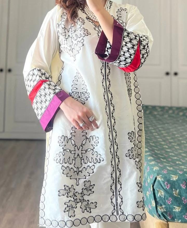 ✨ Elegant Embroidered Cotton 2-Piece ✨