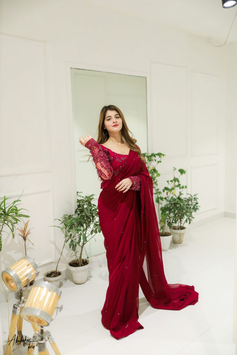 🌸 "Graceful Charm: Chiffon Saree with Sequin & Pearl Embellished Blouse" 🌸