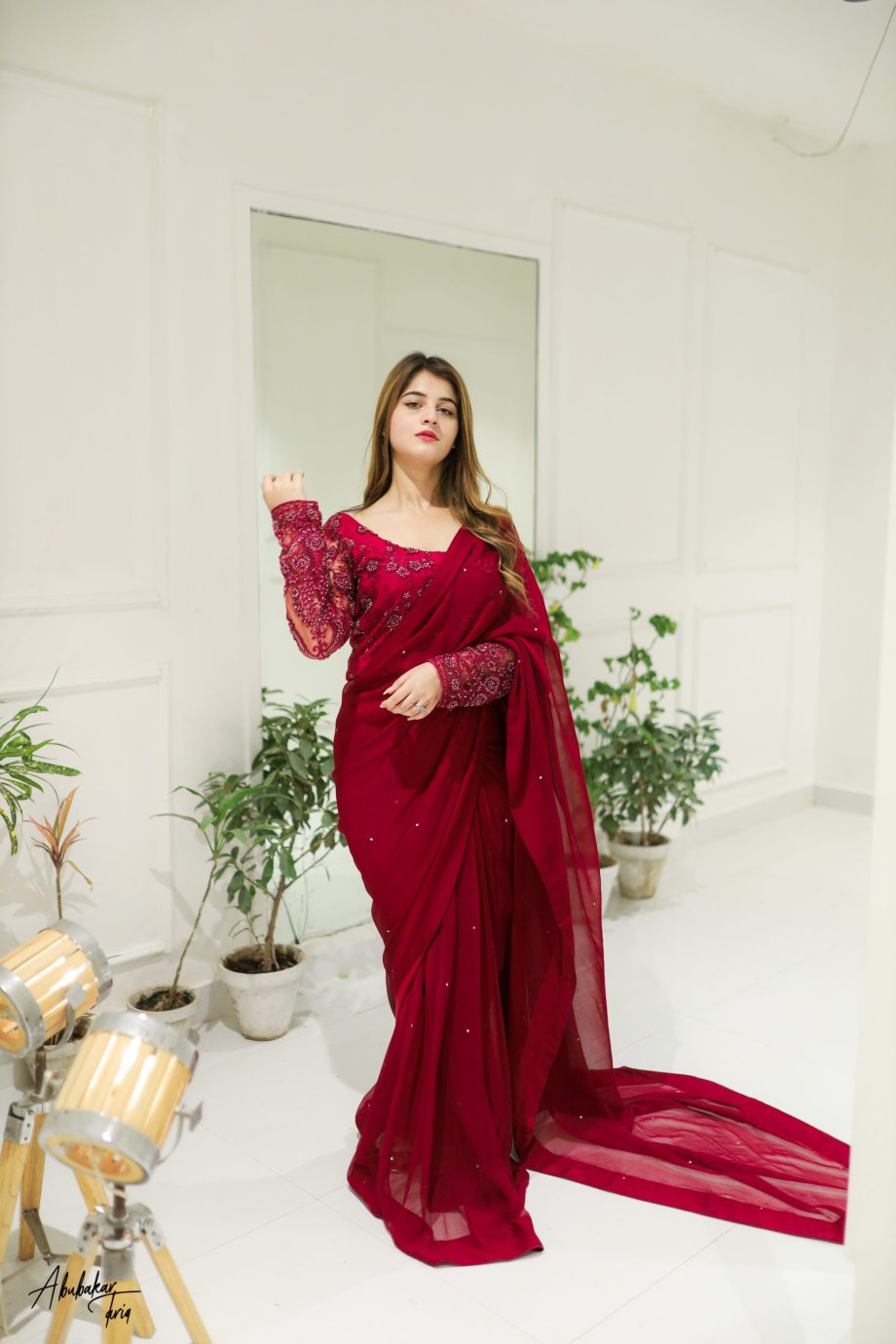 🌸 "Graceful Charm: Chiffon Saree with Sequin & Pearl Embellished Blouse" 🌸