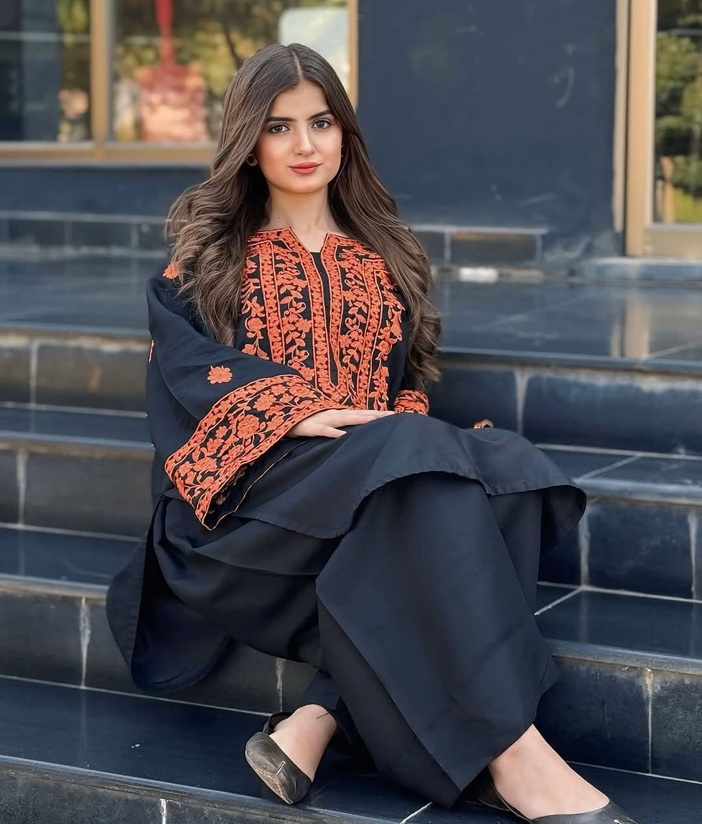 Elegant 2-Piece Embroidered Farshi Shalwar Set